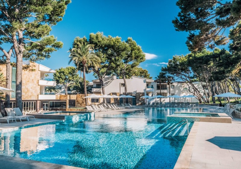 Beispiel: Hotel Außenpool