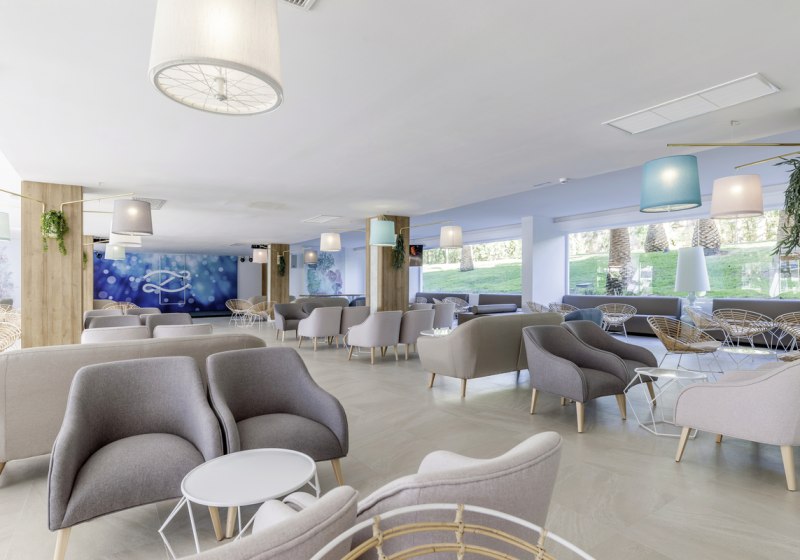 Ausstattung & Service