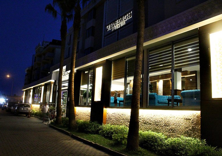 Ausstattung & Service