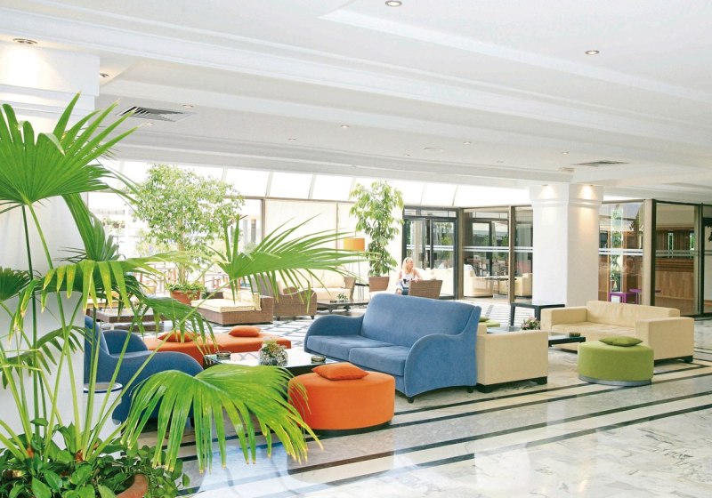 Ausstattung & Service