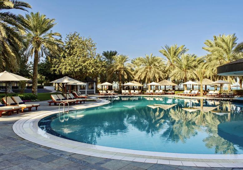 Beispiel: Hotel Außenpool