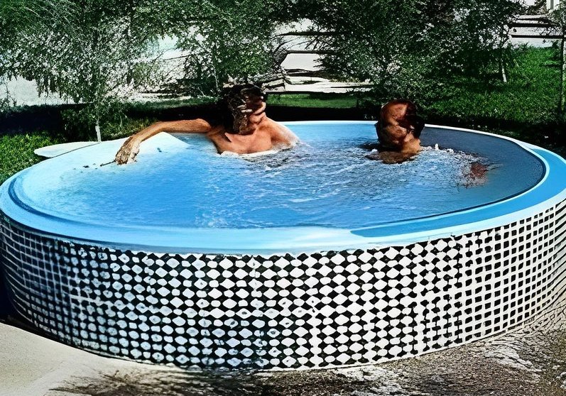 Beispiel: Hotel Außenpool