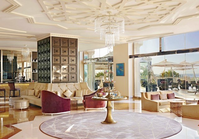 Ausstattung & Service