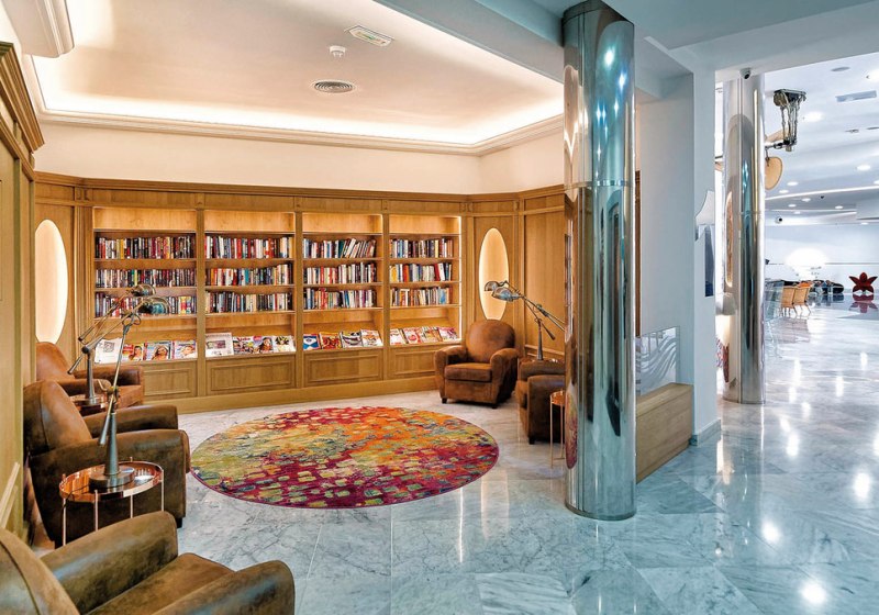 Ausstattung & Service