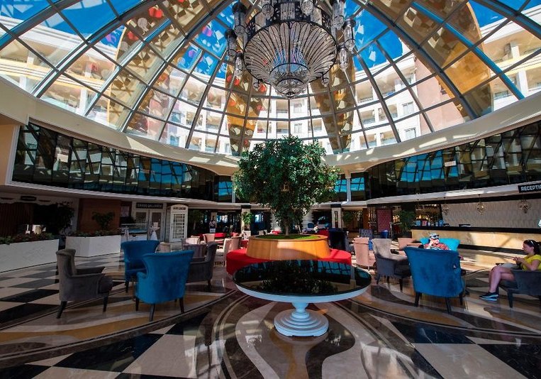 Ausstattung & Service