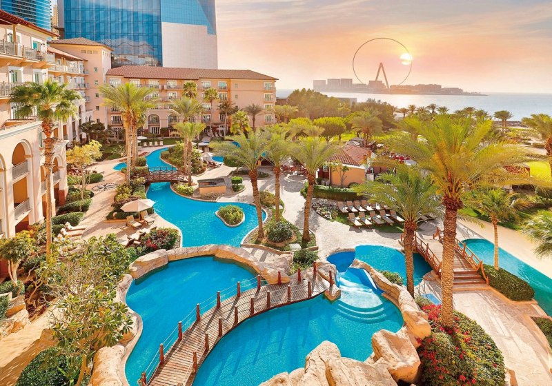 Beispiel: Hotel Außenpool