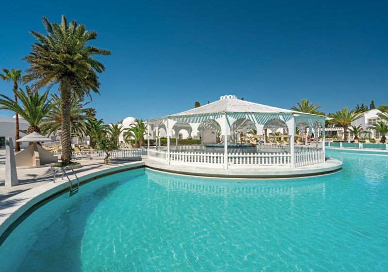 Beispiel: Hotel Außenpool