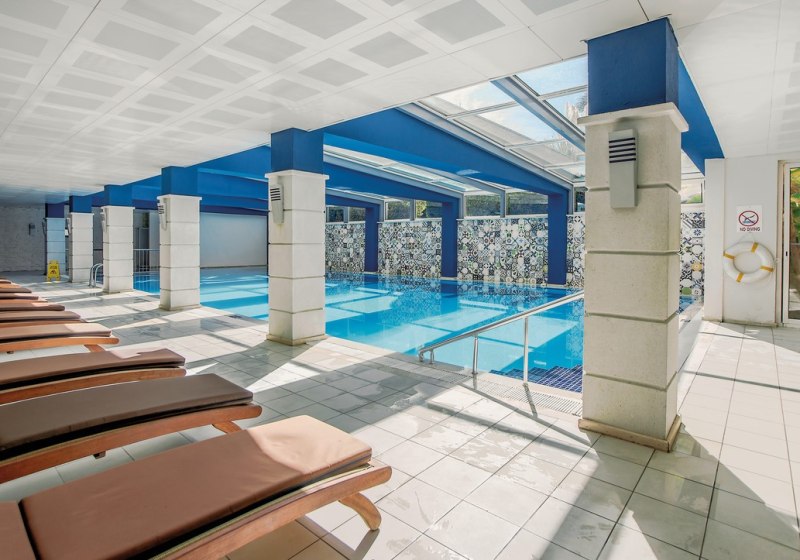 Hotel Innenpool