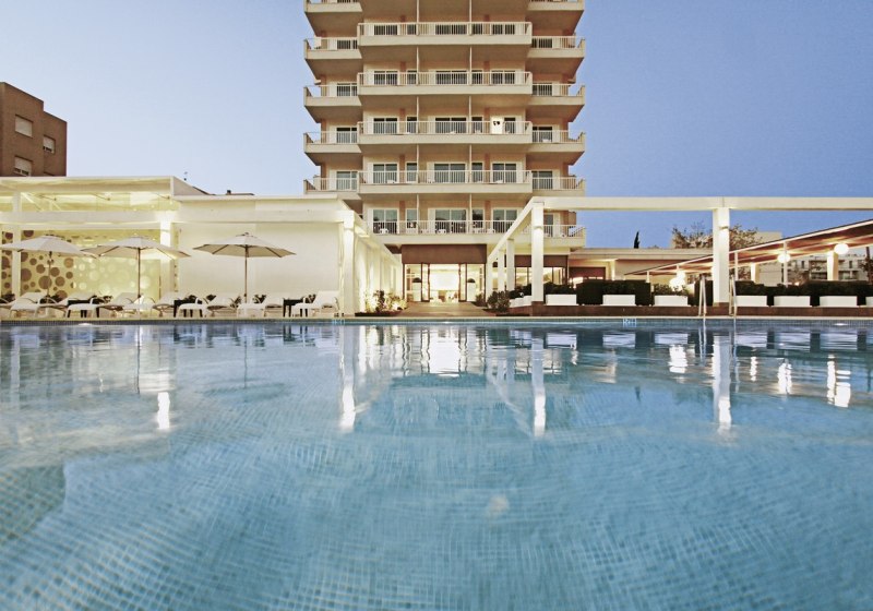 Beispiel: Hotel Außenpool