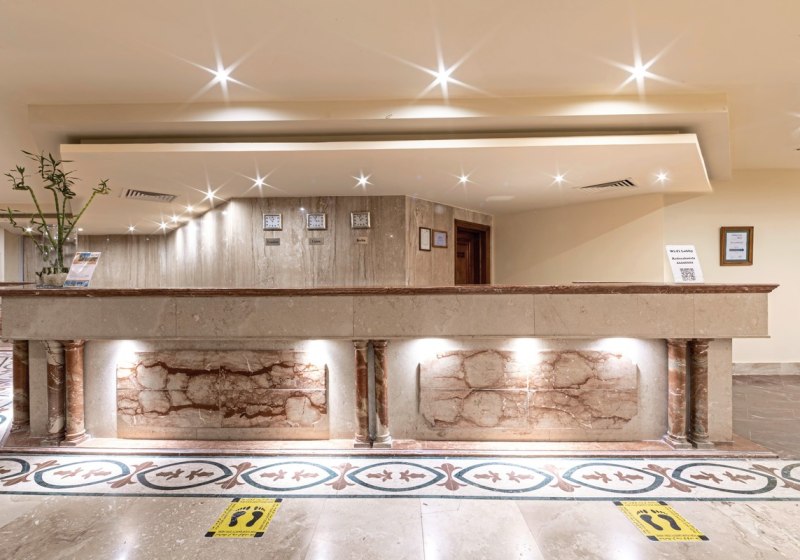 Ausstattung & Service