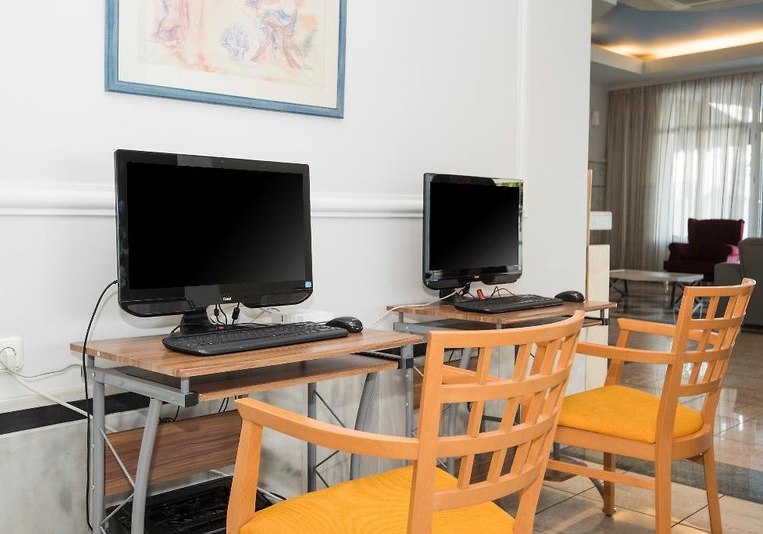 Ausstattung & Service