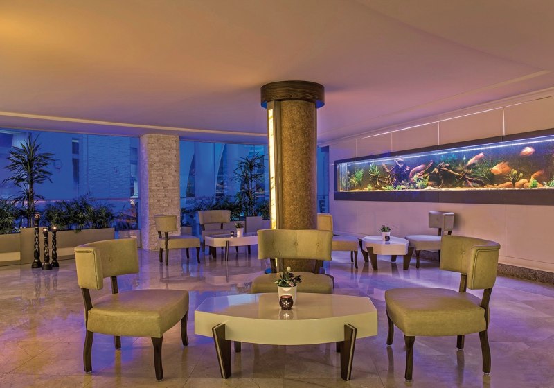 Ausstattung & Service