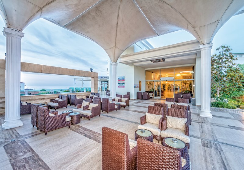 Ausstattung & Service