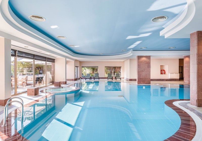 Hotel Innenpool