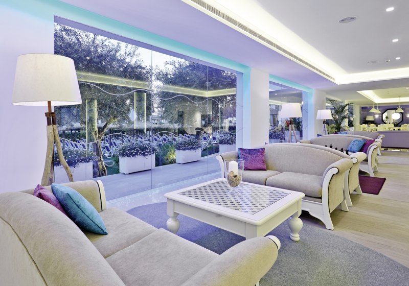 Ausstattung & Service