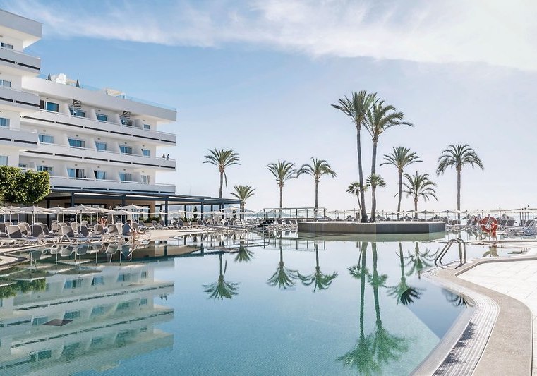 Beispiel: Hotel Außenpool