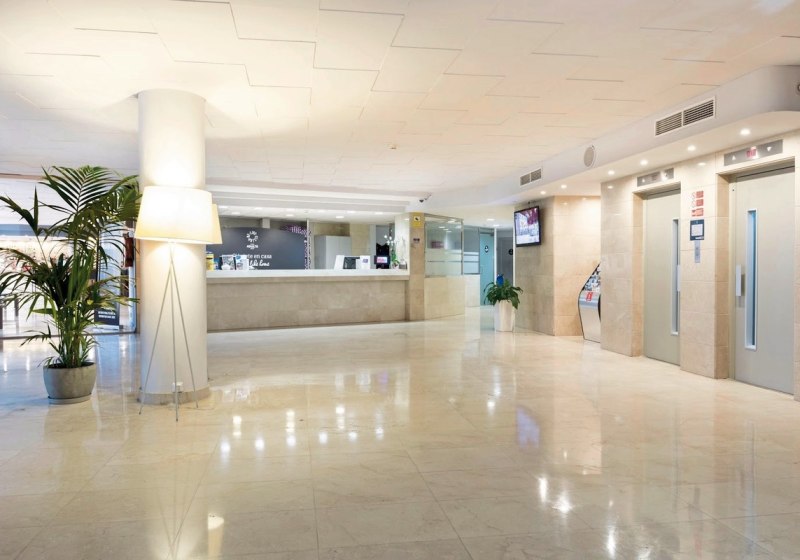 Ausstattung & Service