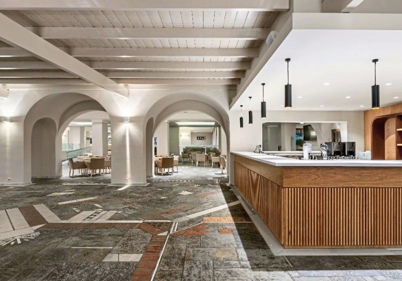 Ausstattung & Service