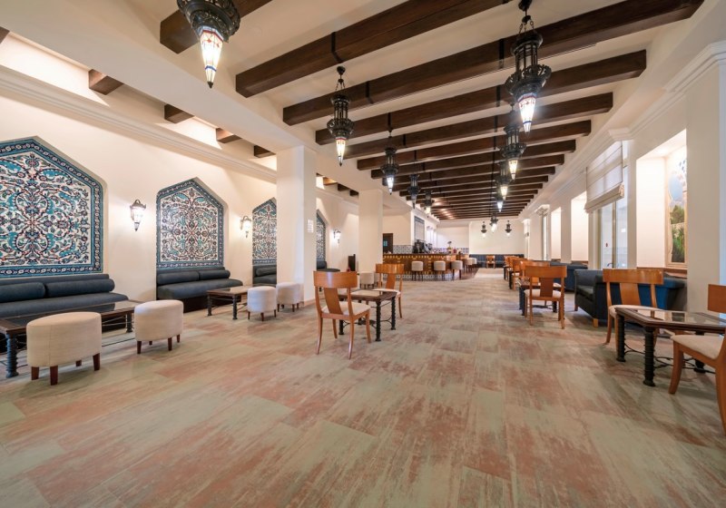 Ausstattung & Service