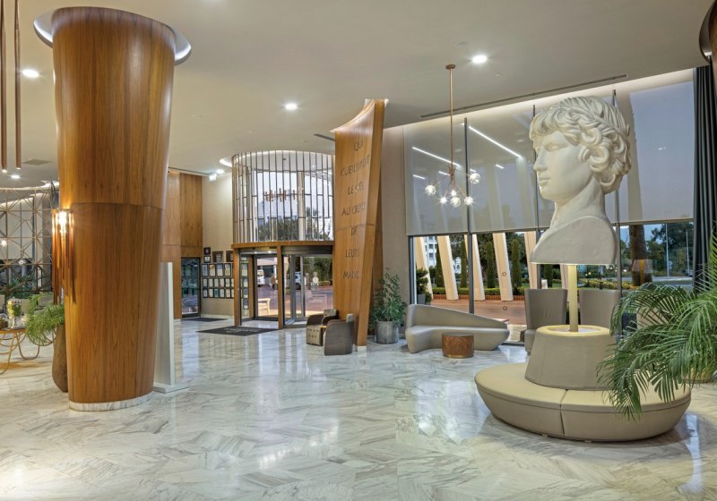 Ausstattung & Service