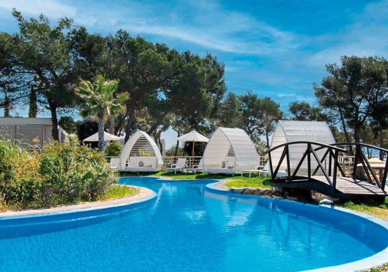 Beispiel: Hotel Außenpool