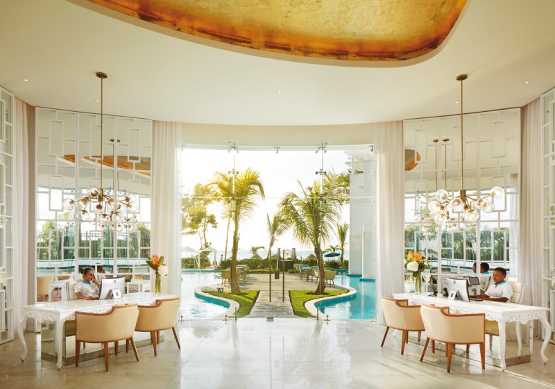 Ausstattung & Service