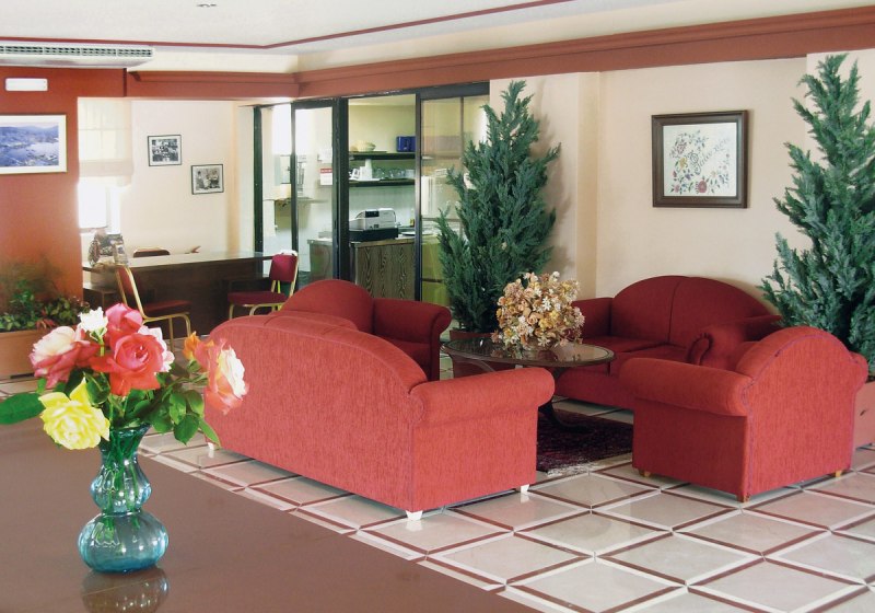 Ausstattung & Service