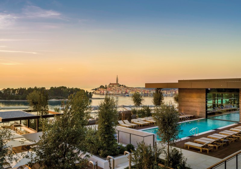 Beispiel: Hotel Außenpool