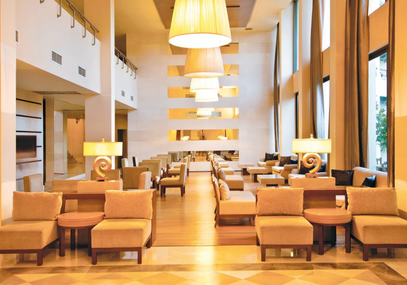 Ausstattung & Service