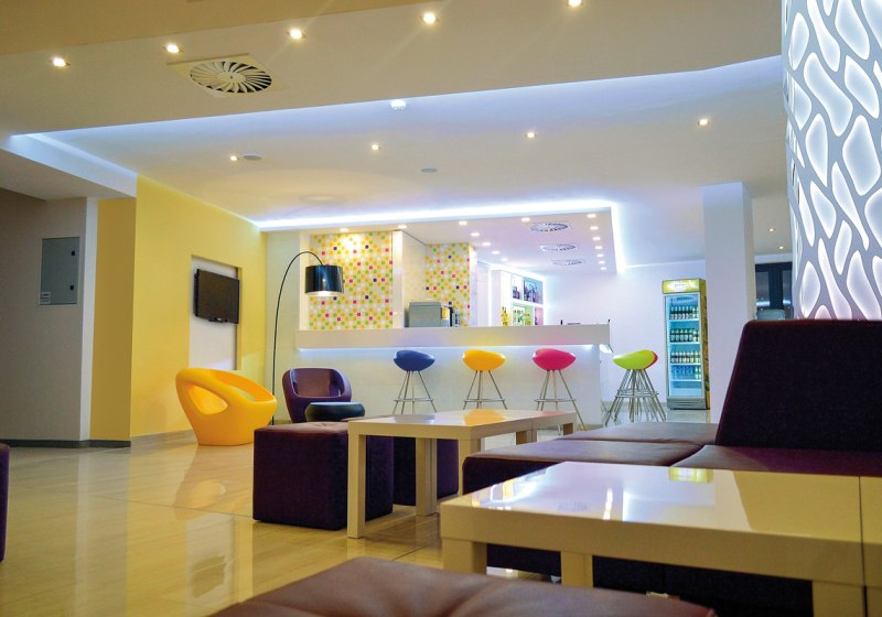 Ausstattung & Service