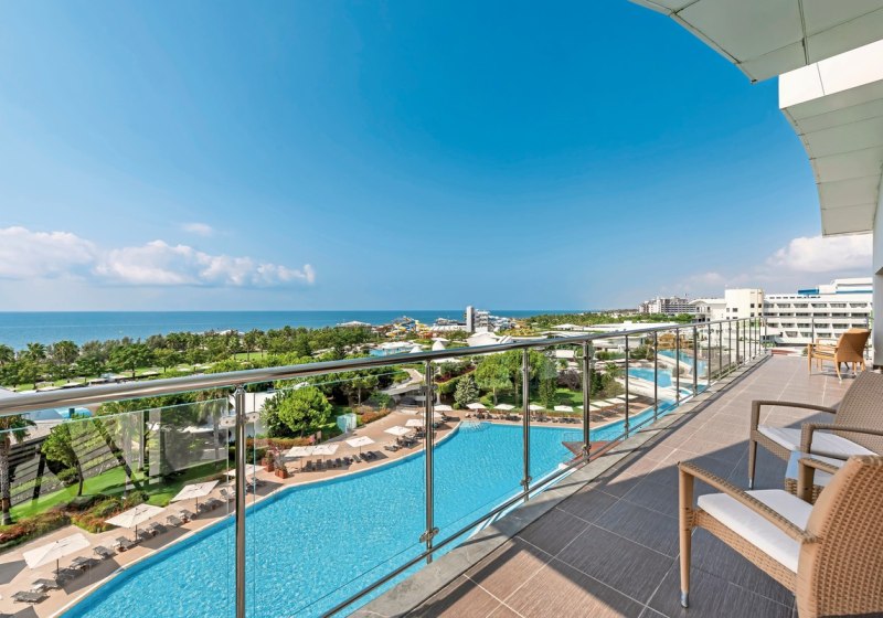 Beispiel: Hotel Außenpool