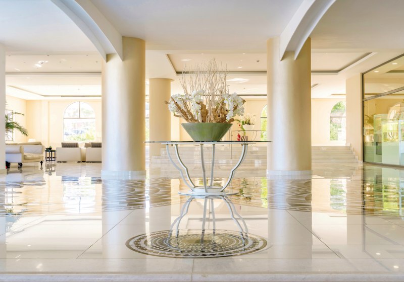 Ausstattung & Service