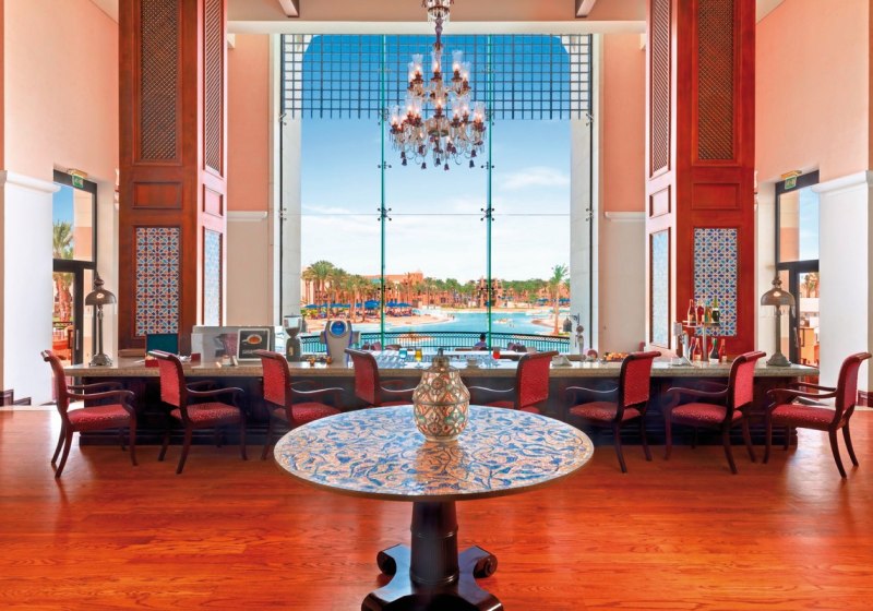 Ausstattung & Service