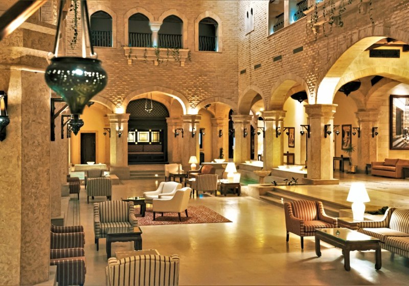 Ausstattung & Service