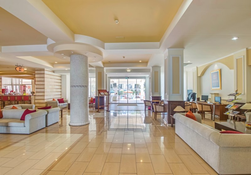 Ausstattung & Service