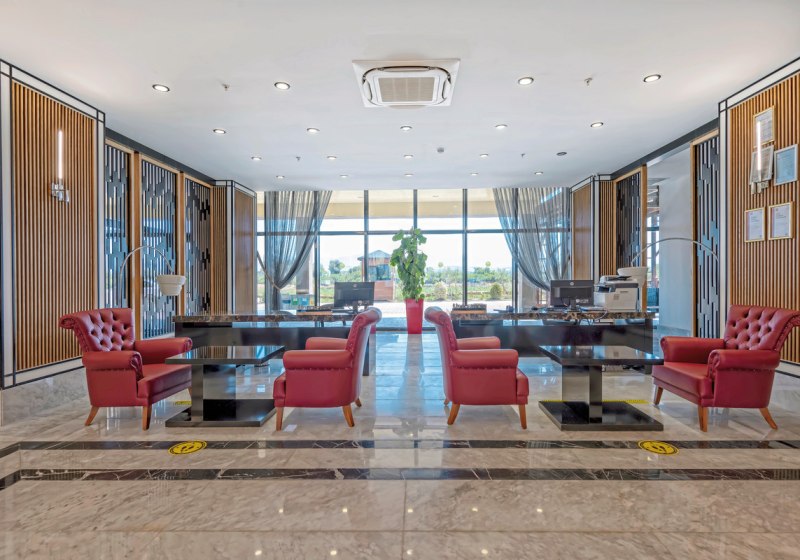 Ausstattung & Service