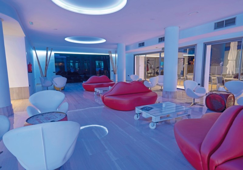 Ausstattung & Service