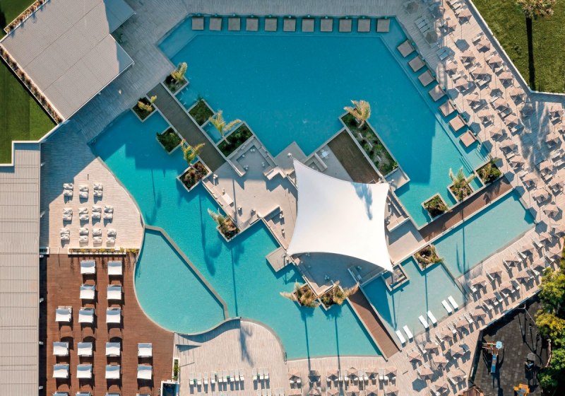 Beispiel: Hotel Außenpool