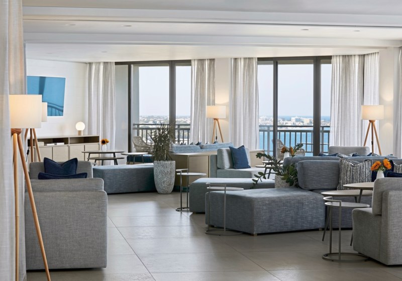 Ausstattung & Service