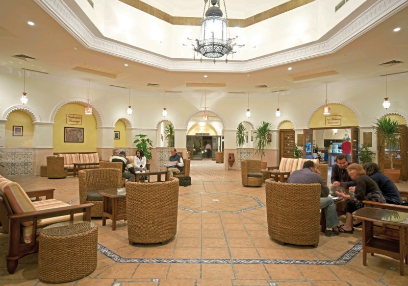 Ausstattung & Service