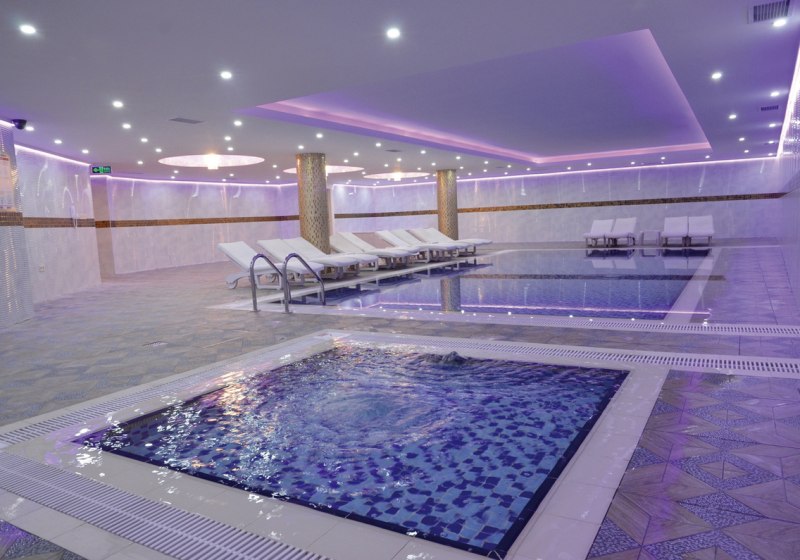 Hotel Innenpool