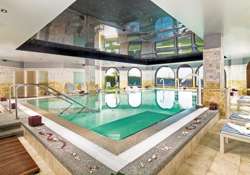 Hotel Innenpool