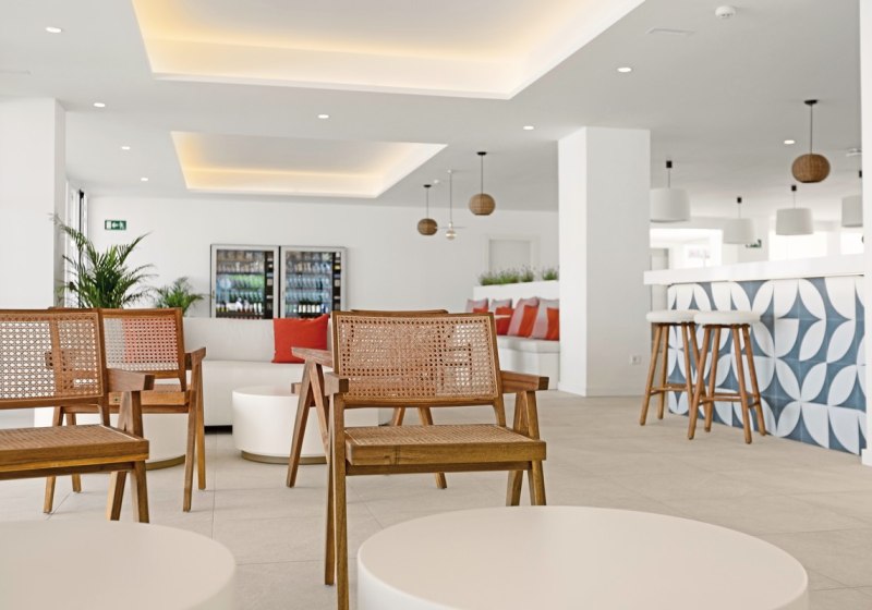 Ausstattung & Service