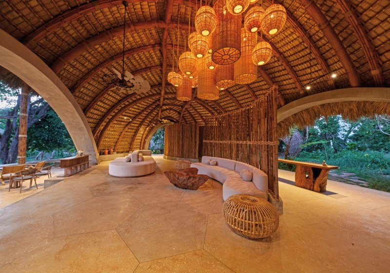 Ausstattung & Service