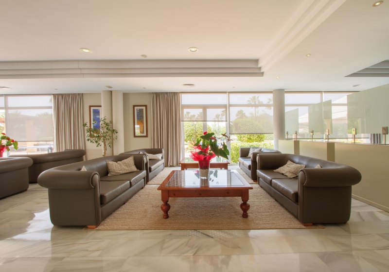 Ausstattung & Service