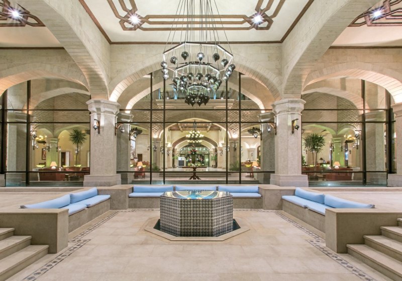 Ausstattung & Service