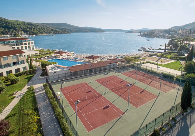 Tennis