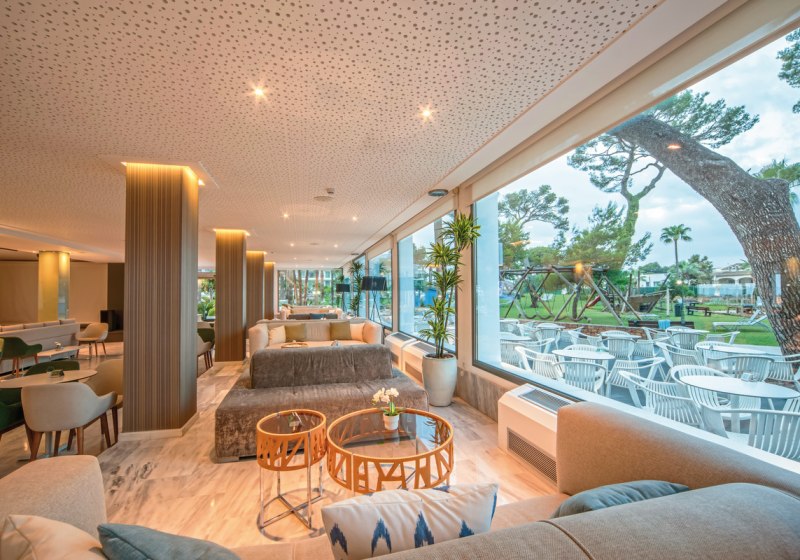 Ausstattung & Service