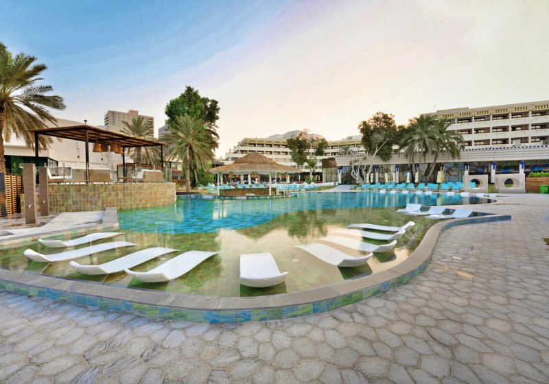 Beispiel: Hotel Außenpool