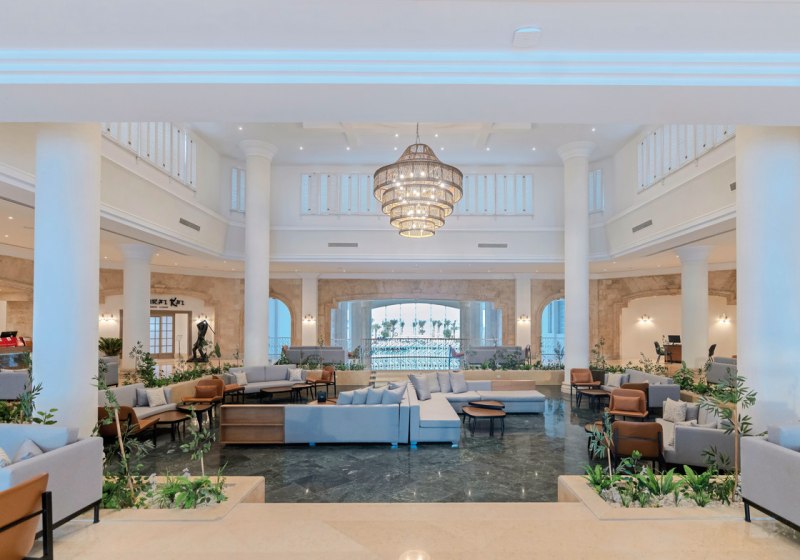 Ausstattung & Service